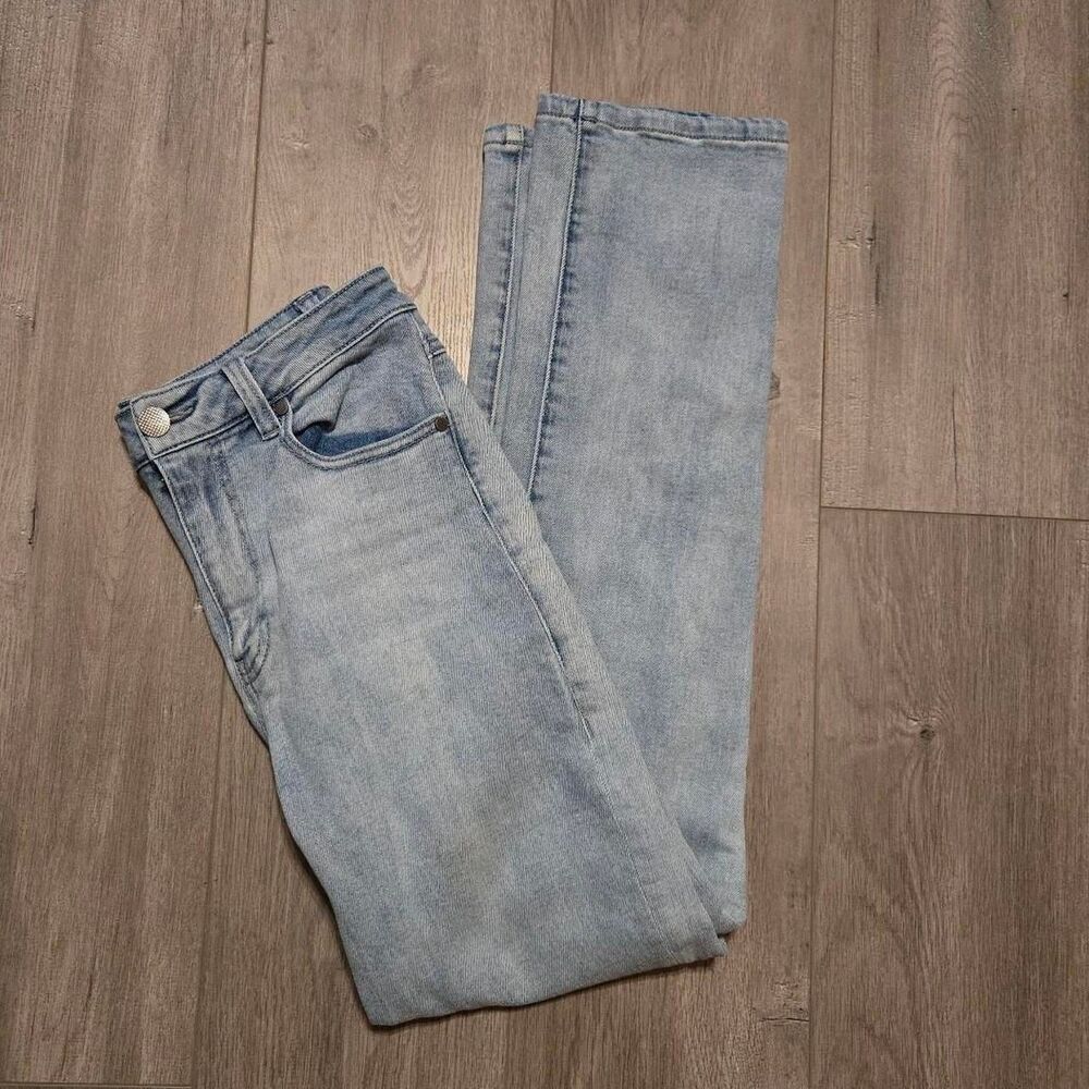 Women's Cabi High Rise Straight Mom Light Wash Casual Denim Jeans 4 - Picture 2 of 5
